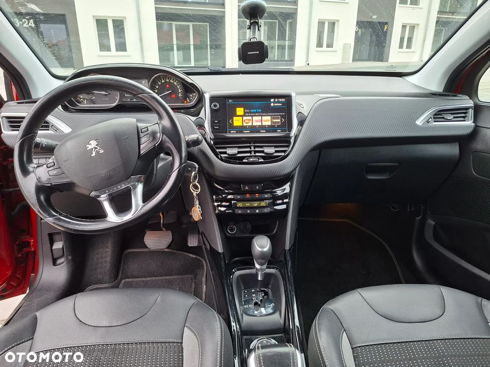 Peugeot 2008 PureTech 110 GPF Stop&Start EAT6 Active - 11