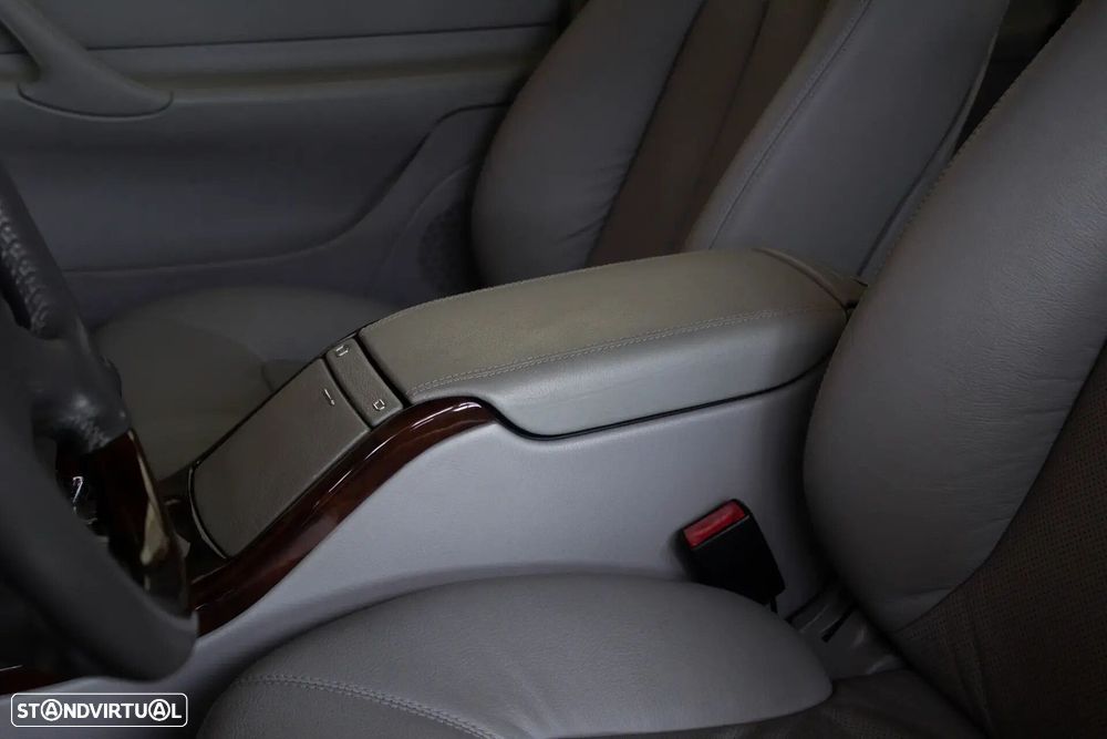 Mercedes-Benz CL 500 - 43