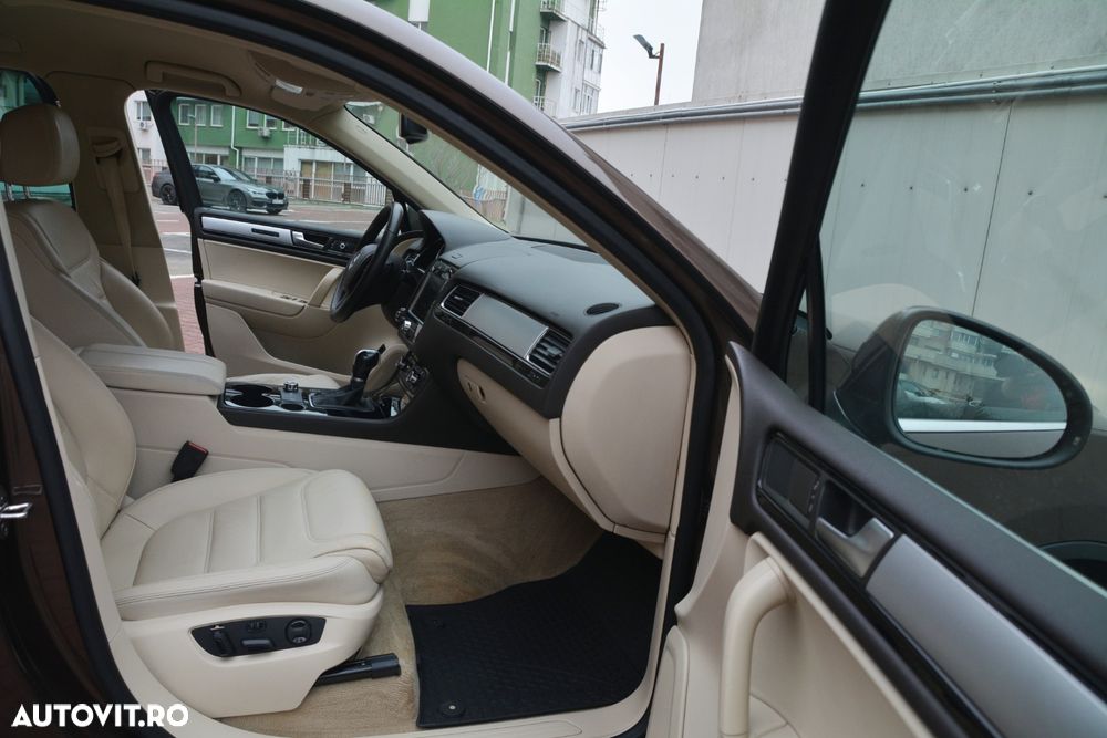 Volkswagen Touareg 3.0 V6 TDI SCR Blue Motion DPF Automatik Executive Edition - 16