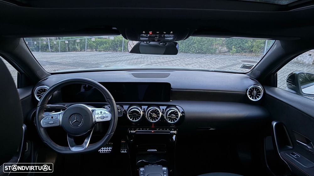 Mercedes-Benz A 250 Limousine e AMG Line - 29