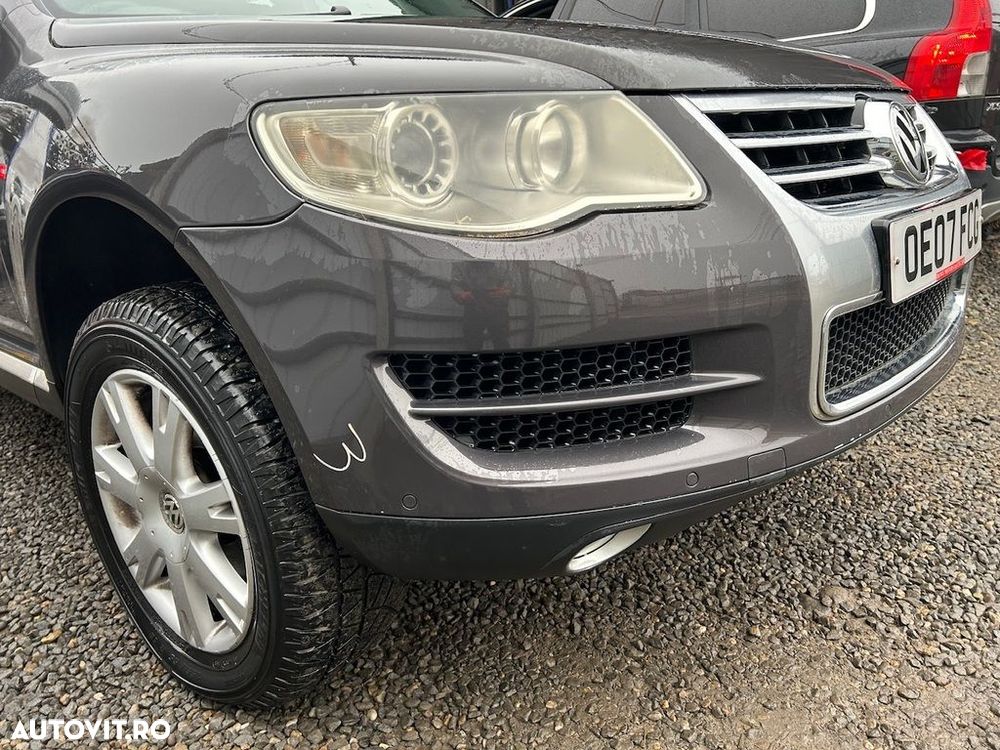 Bara fata Volkswagen Touareg 7L facelift 2007 - 2011 GREY LR7M (1417) model fara ... - 2