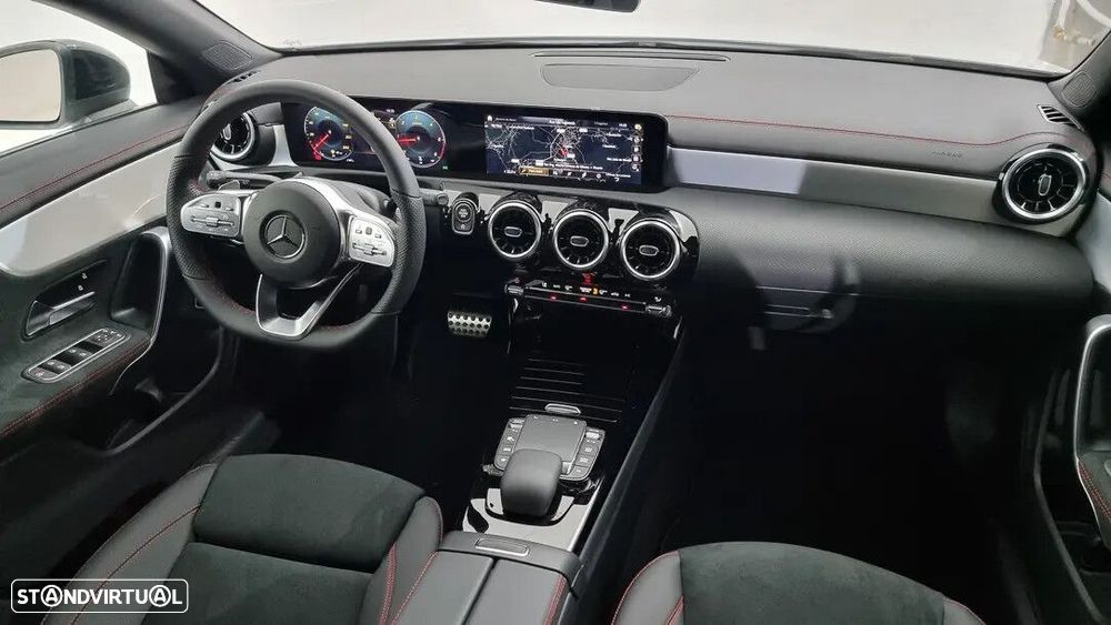 Mercedes-Benz CLA 180 d Shooting Brake AMG Line Aut. - 4