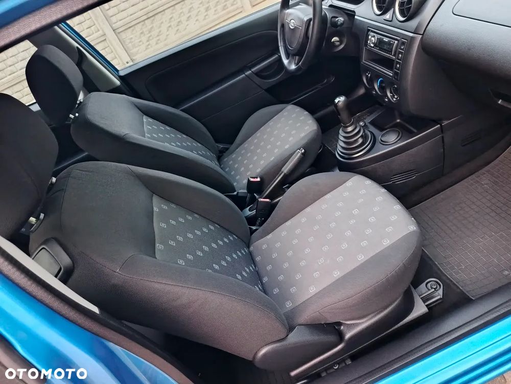 Ford Fiesta 1.4 Blues - 12