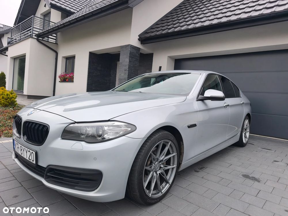 BMW Seria 5 520d Luxury Line - 1