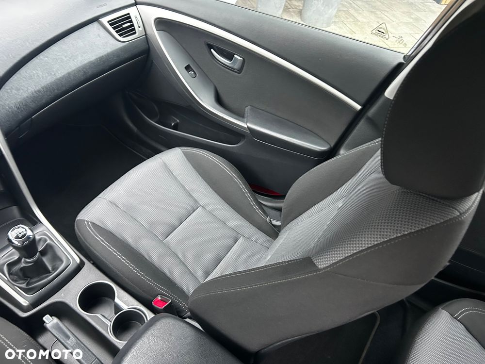 Hyundai i30 1.6 GDI Style - 15