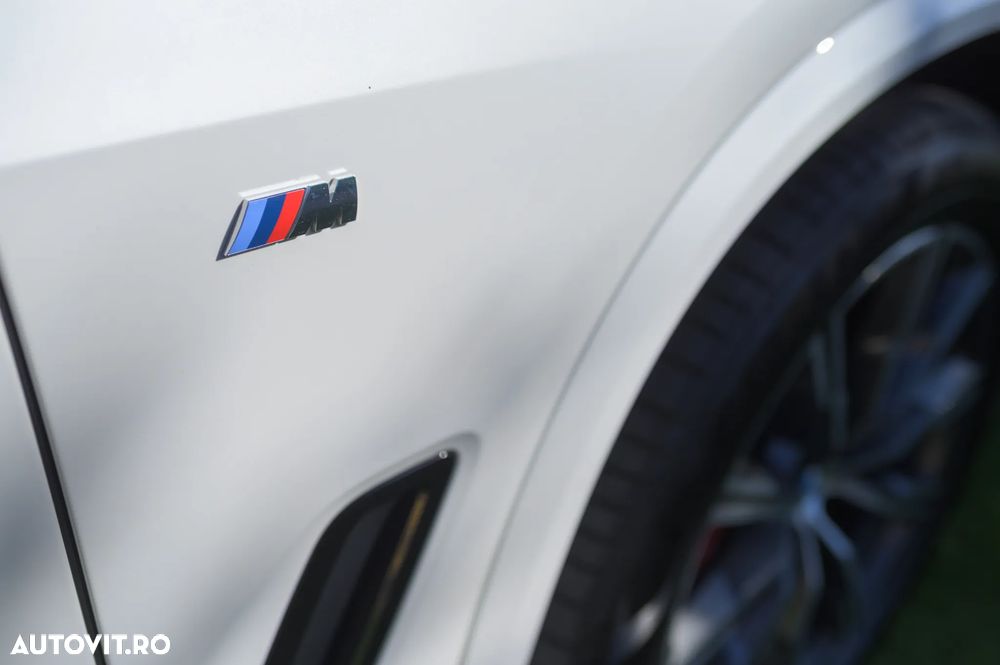 BMW X5 xDrive30d - 33