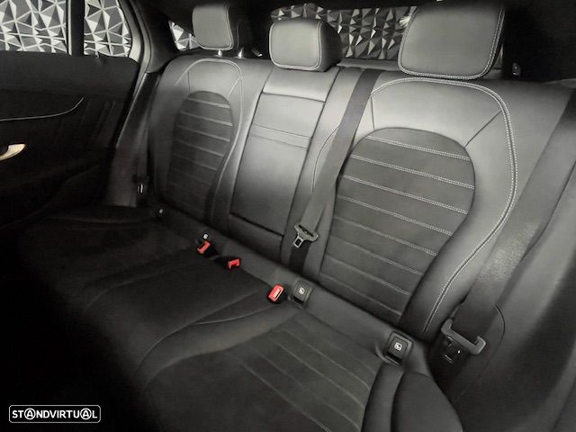 Mercedes-Benz GLC 300 de Coupe 4Matic 9G-TRONIC AMG Line Plus - 54