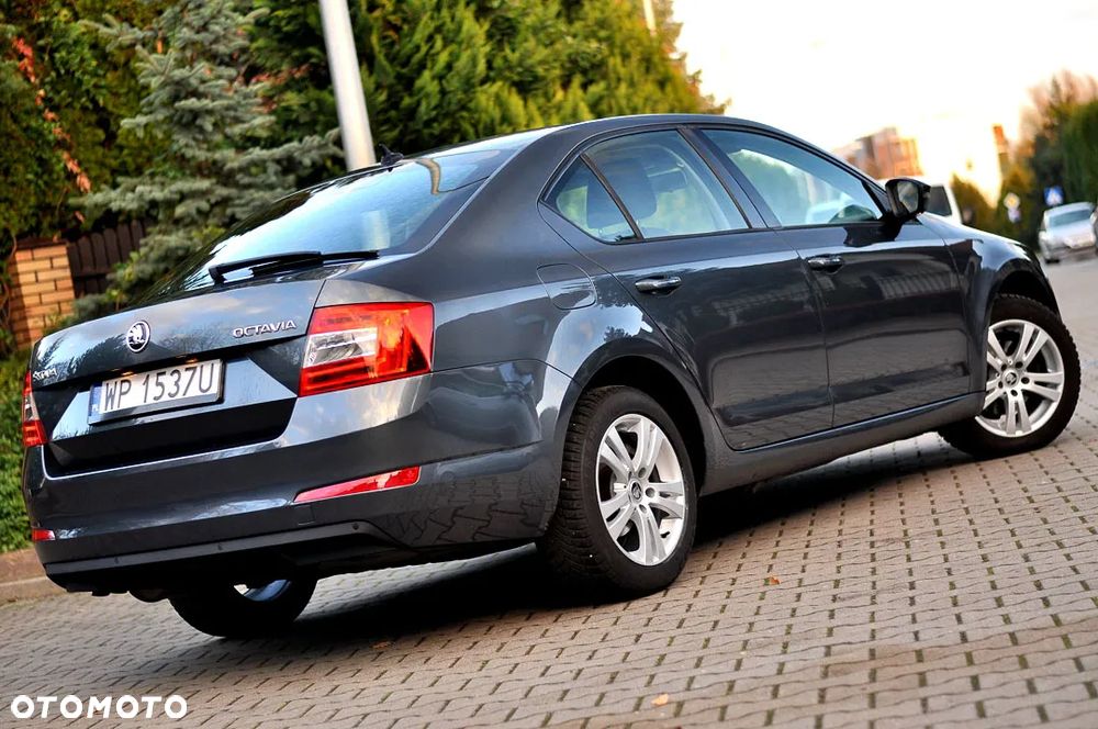 Skoda Octavia 1.4 TSI Ambition - 4