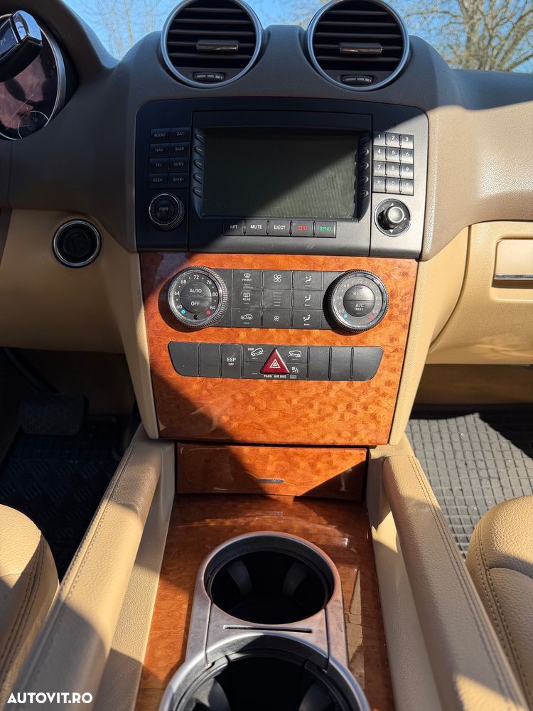 Mercedes-Benz ML - 18