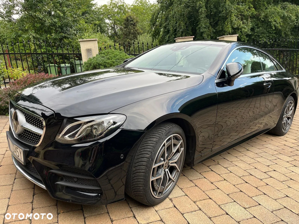 Mercedes-Benz Klasa E 220 d Coupe 4-Matic 9G-TRONIC