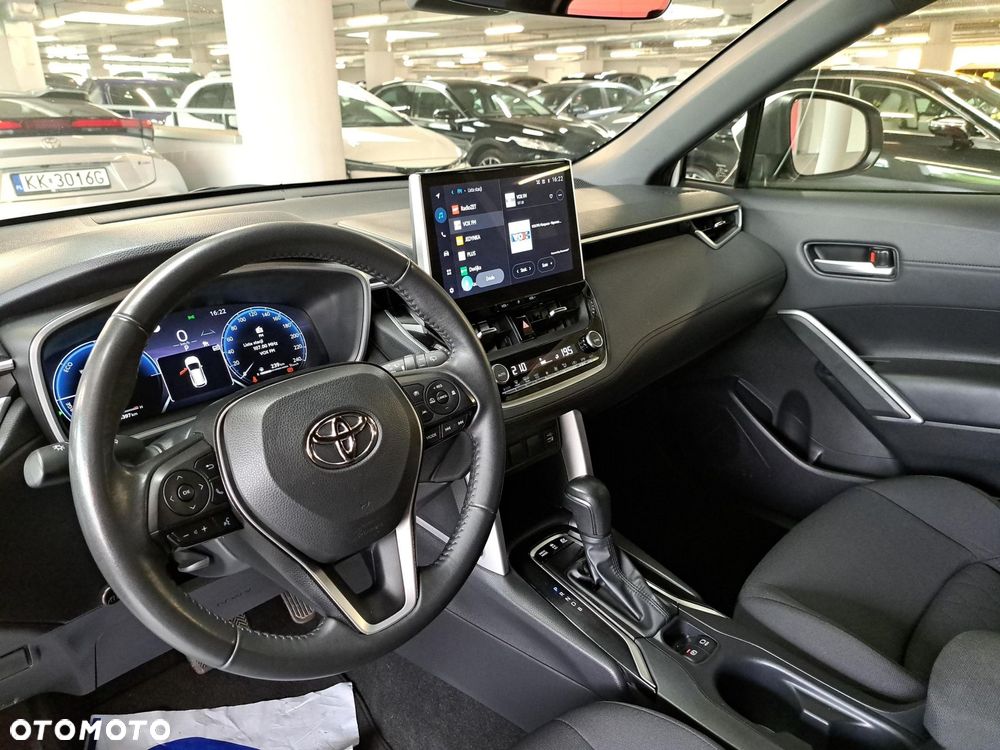 Toyota Corolla Cross - 22