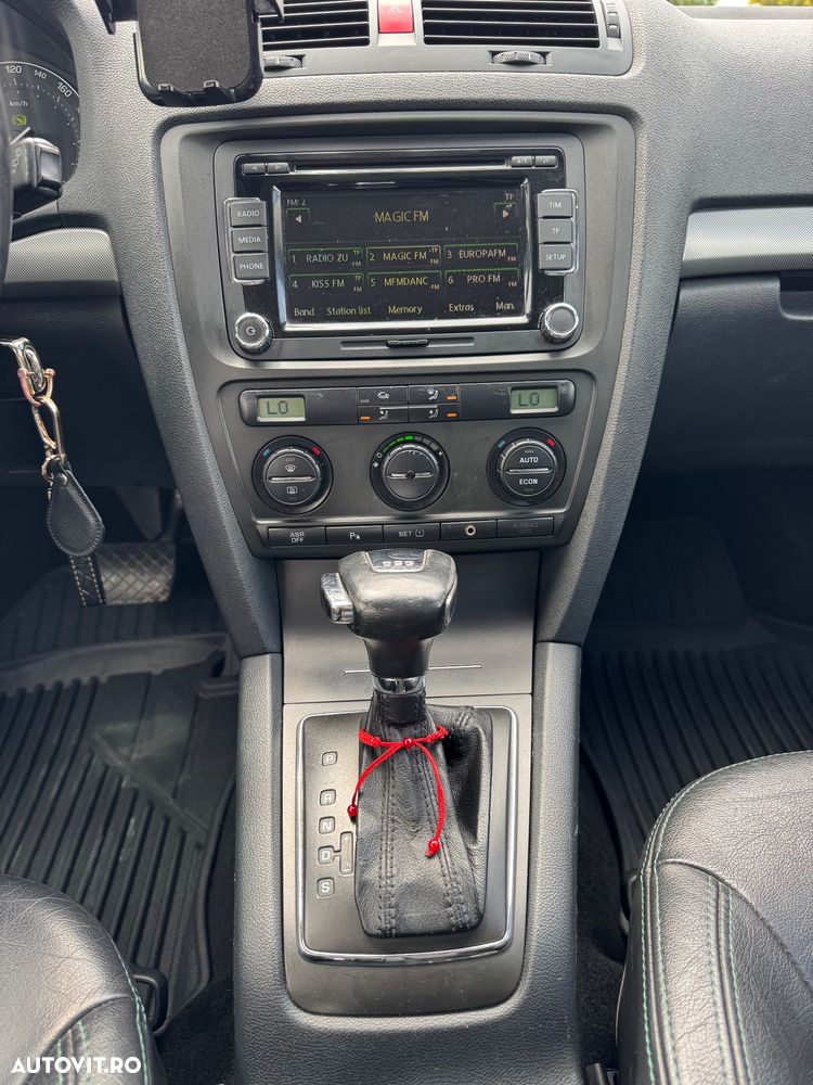 Skoda Octavia - 10