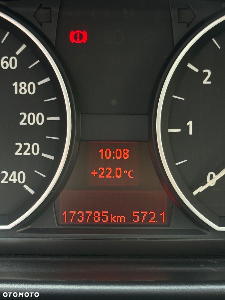 BMW Seria 1 - 10