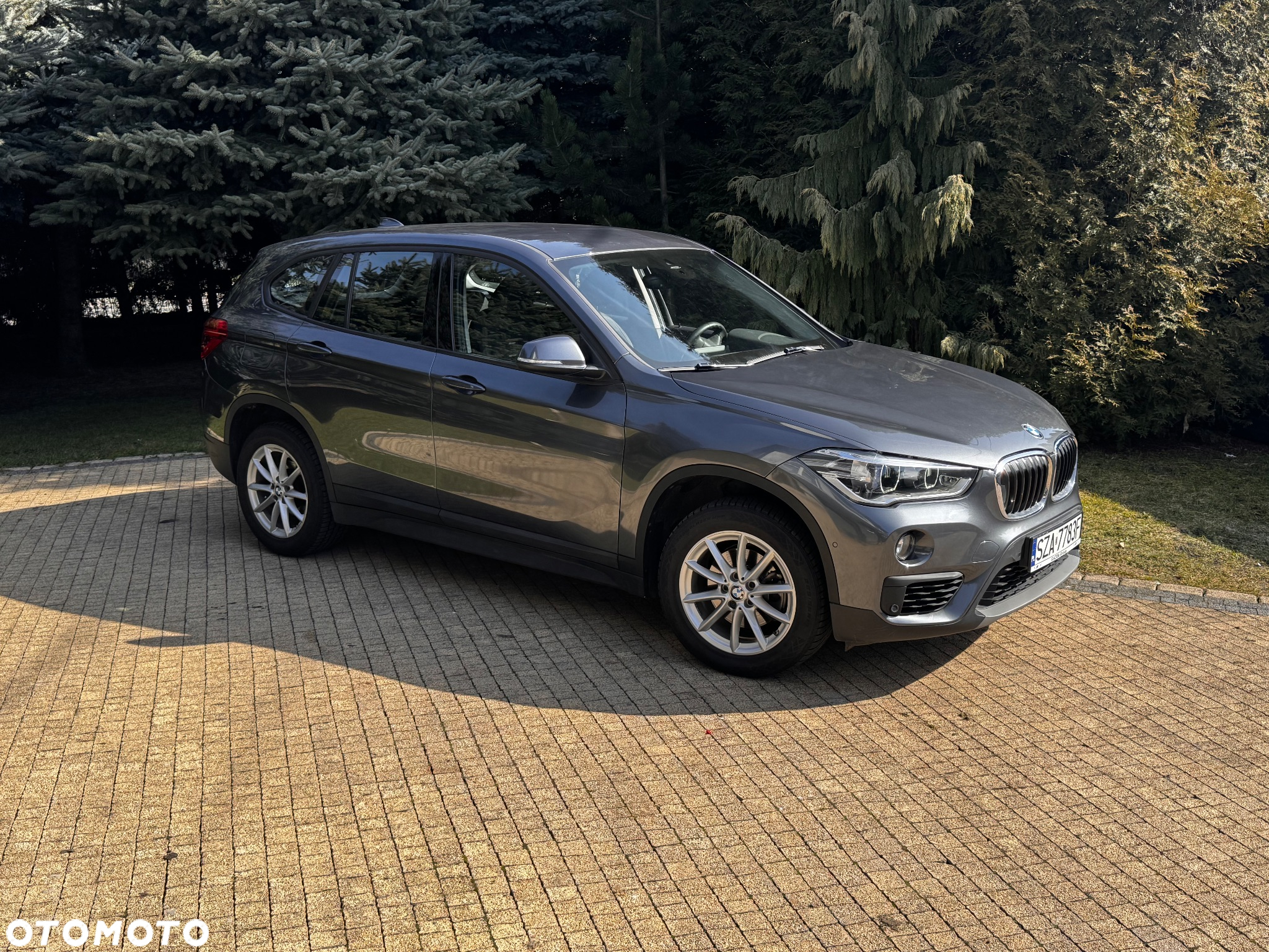 BMW X1 sDrive18i xLine - 16
