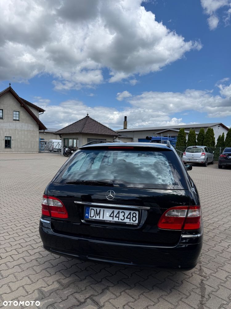 Mercedes-Benz Klasa E 320 CDI T Avantgarde - 3