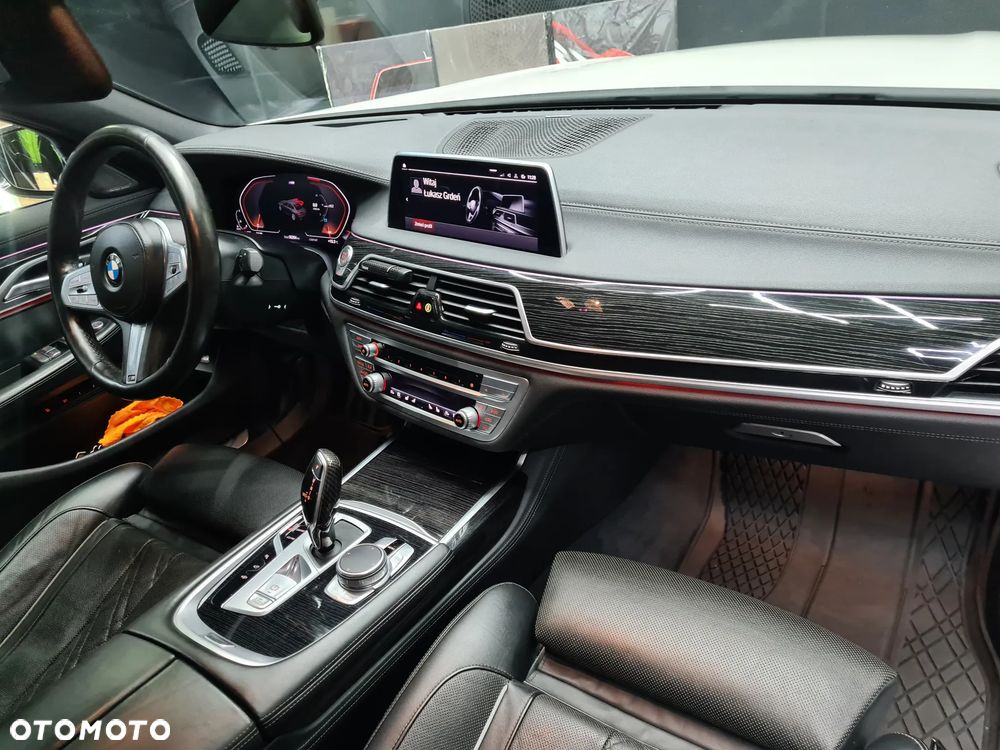 BMW Seria 7 730d xDrive sport - 6