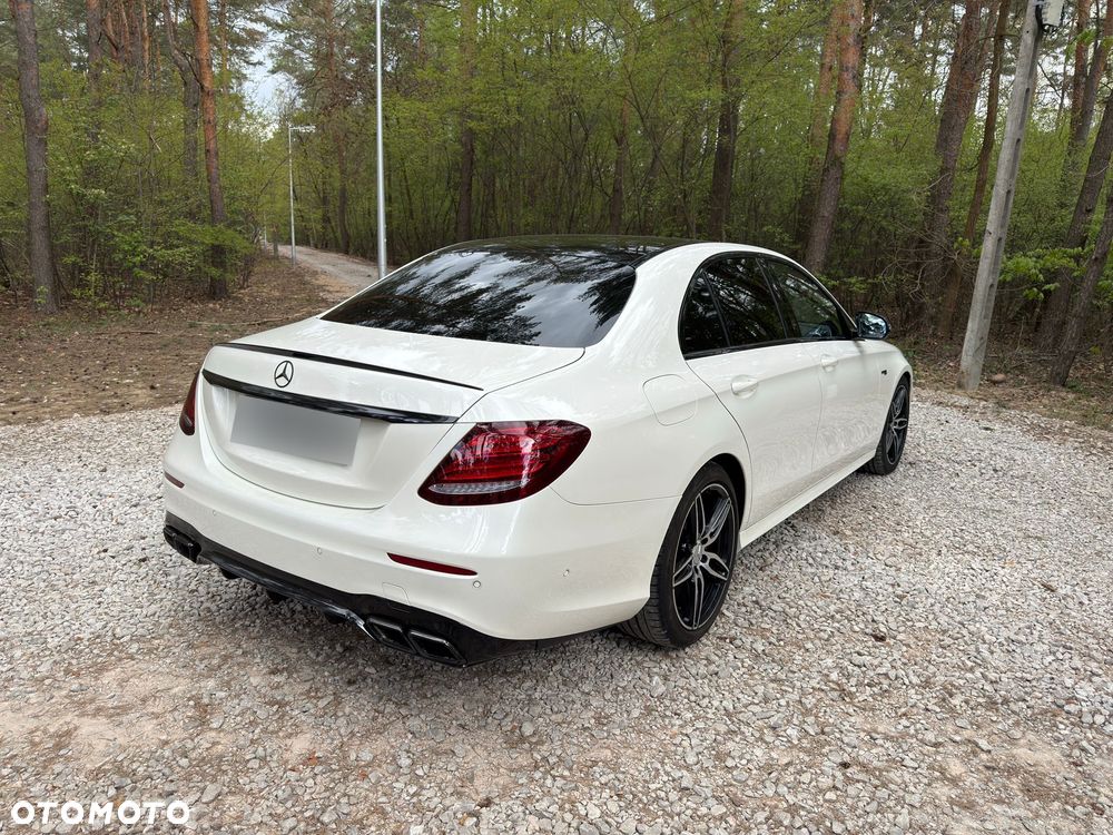 Mercedes-Benz Klasa E 43 AMG 4-Matic - 4