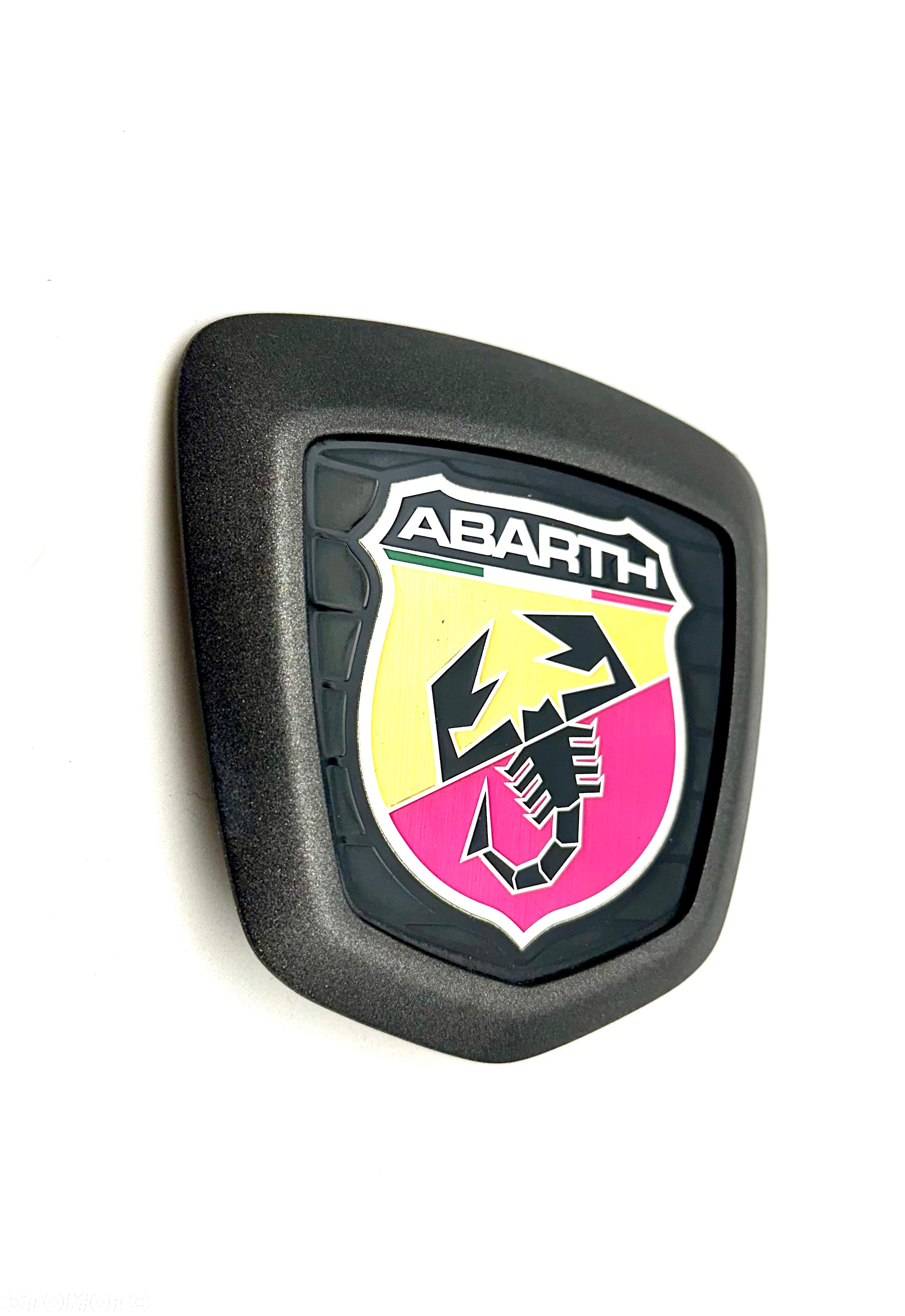 ABARTH 124 SPIDER 2016 - znaczek EMBLEMAT LOGO zderzak przód ORYGINAŁ OE - 2
