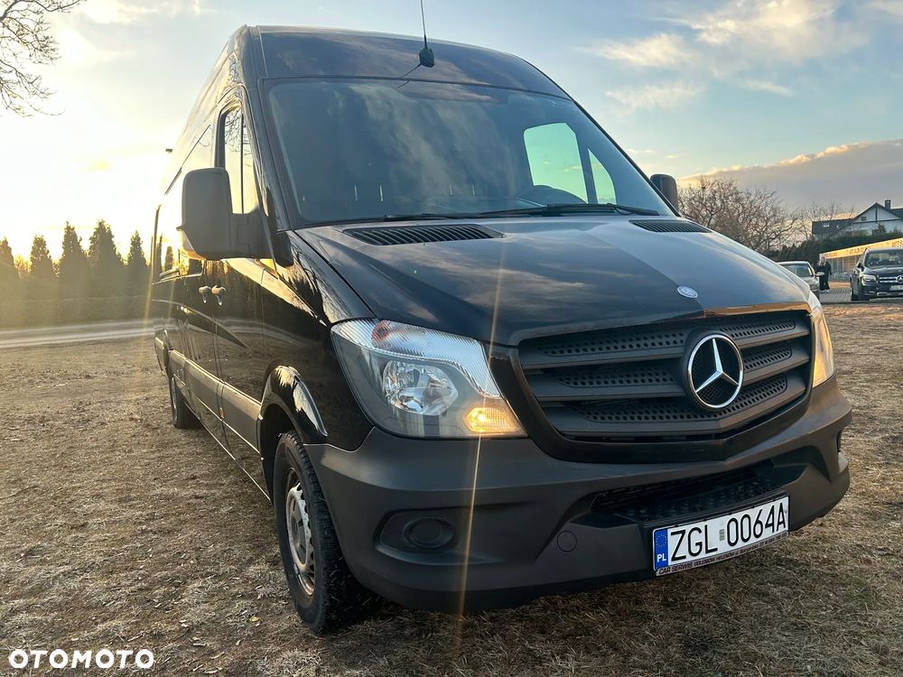 Mercedes-Benz Sprinter - 14