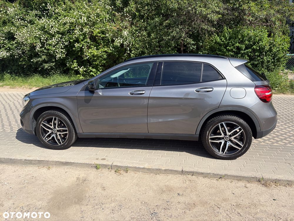 Mercedes-Benz GLA 250 4-Matic - 2