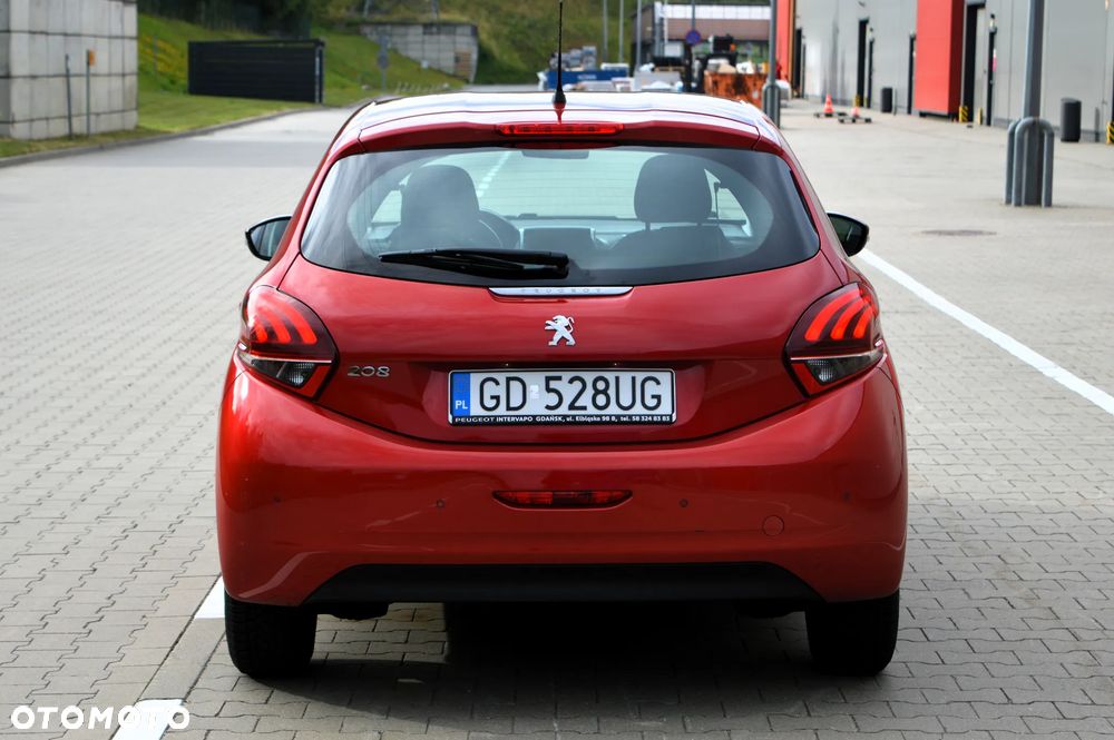 Peugeot 208 1.2 PureTech Allure - 30