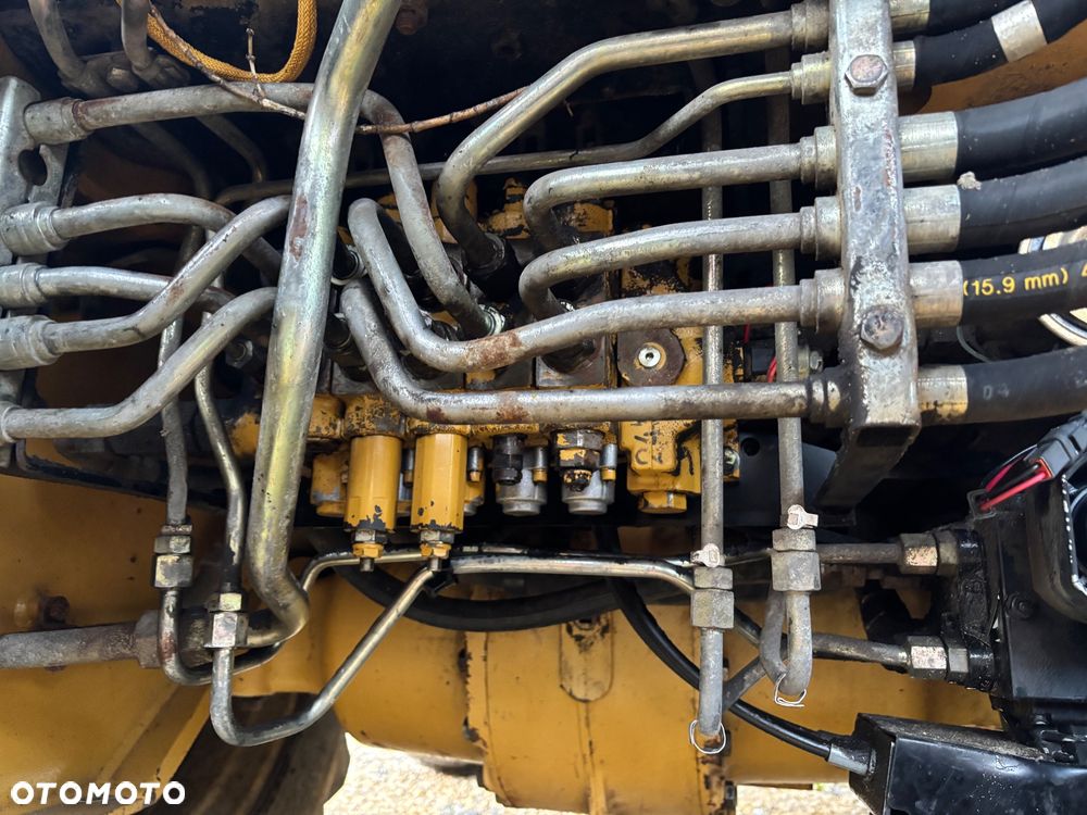 Caterpillar CAT 428D 2005r 4x4 koparko ładowarka teleskop widły rekin - 20