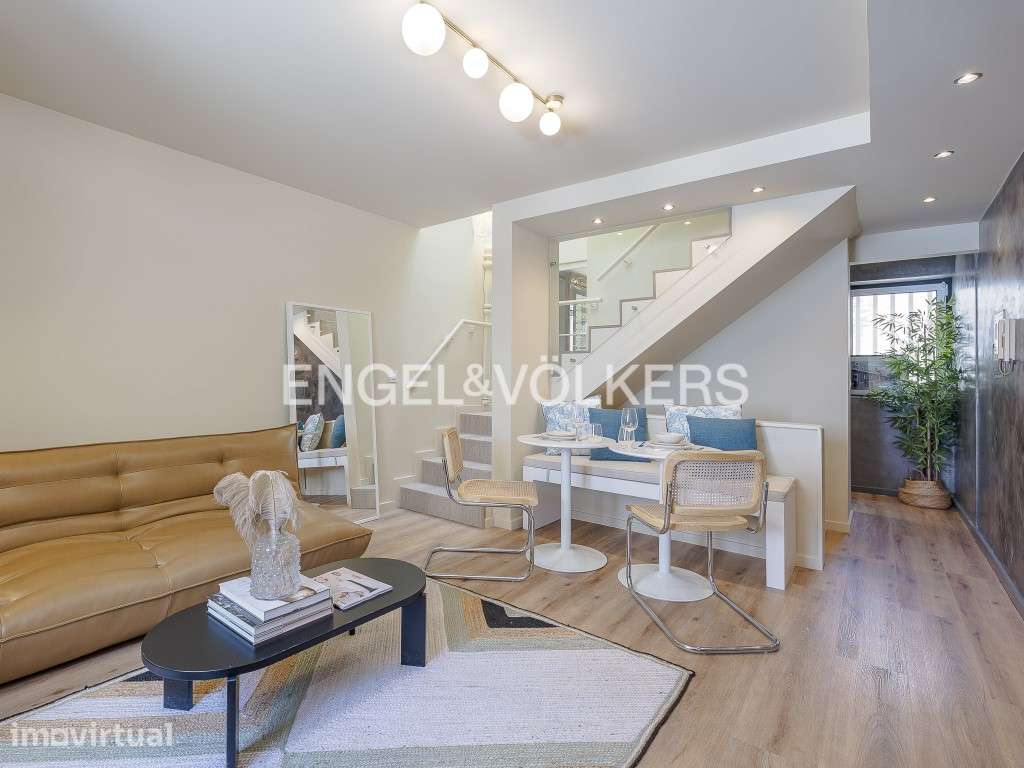 Apartamento T2 triplex junto á Avenida da Liberdade - Grande imagem: 3/27