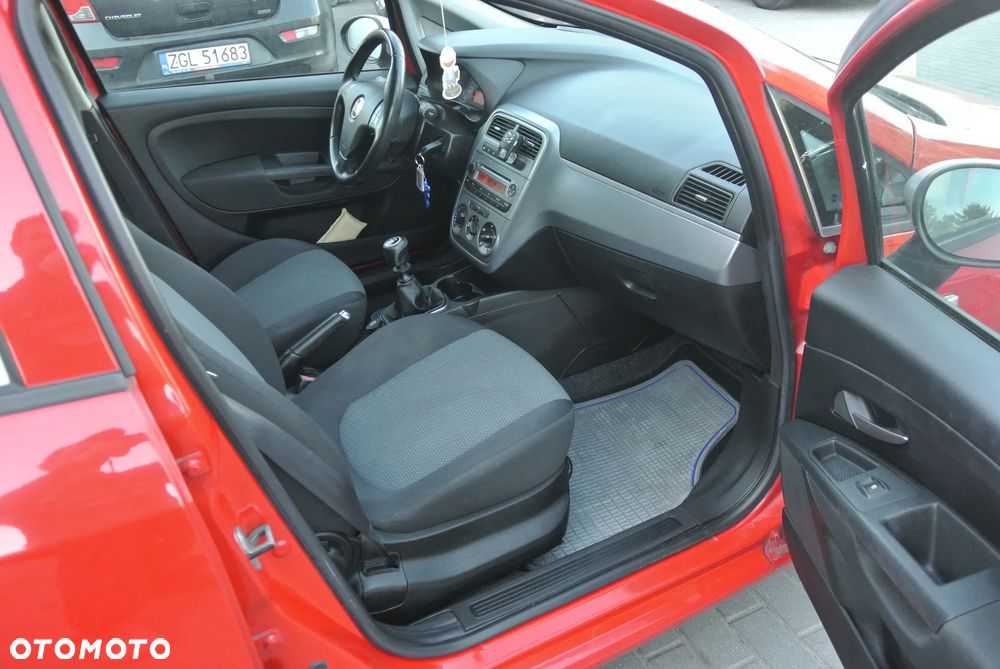 Fiat Punto 1.2 8V - 5