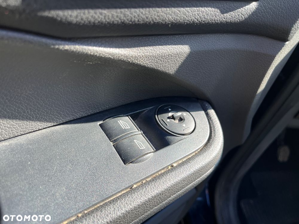 Ford Focus C-Max 1.6 TDCi Trend - 30