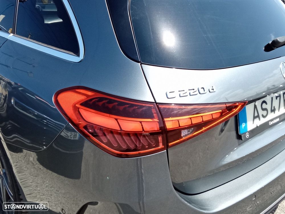 Mercedes-Benz C 220 d AMG Line — fotografia 12