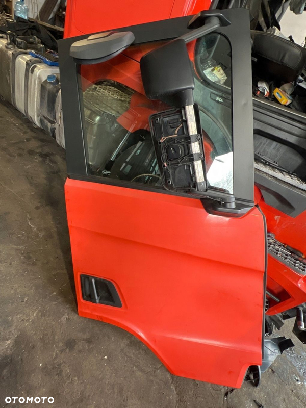 Scania R S NGS NEXT Gen drzwi prawe