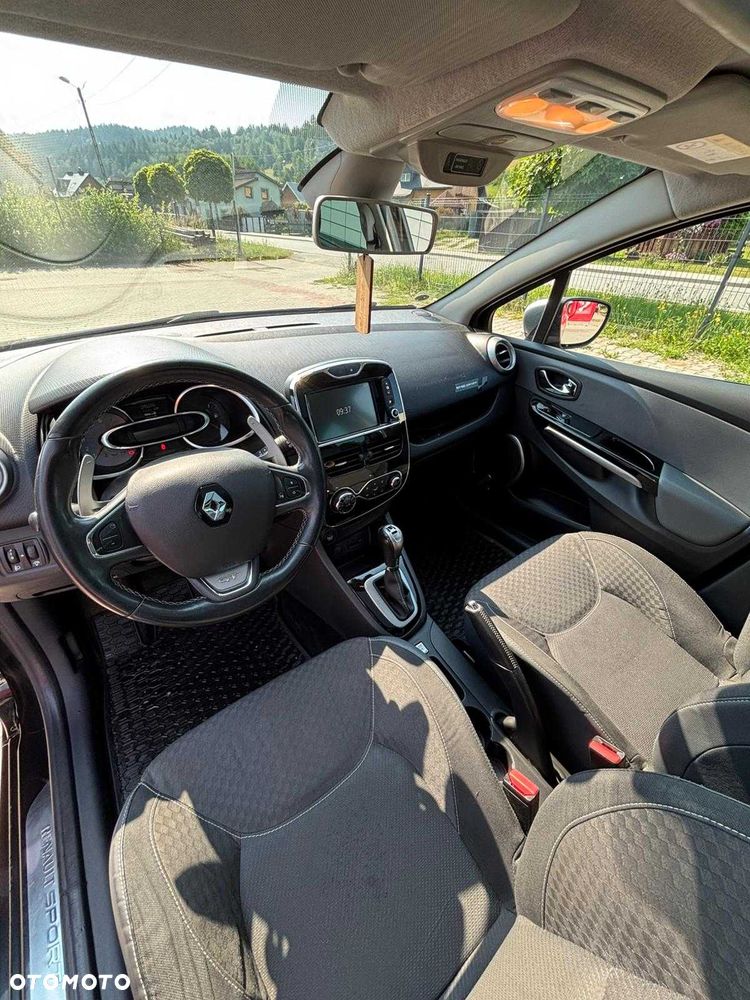 Renault Clio - 5