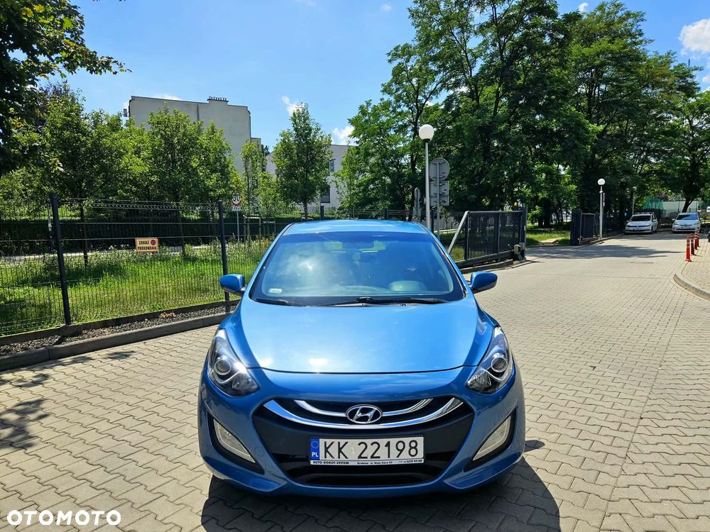 Hyundai i30 1.6 CRDi Classic + - 23