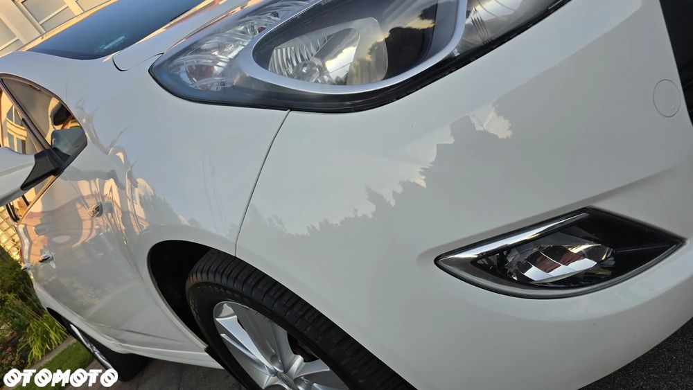 Hyundai ix20 - 35