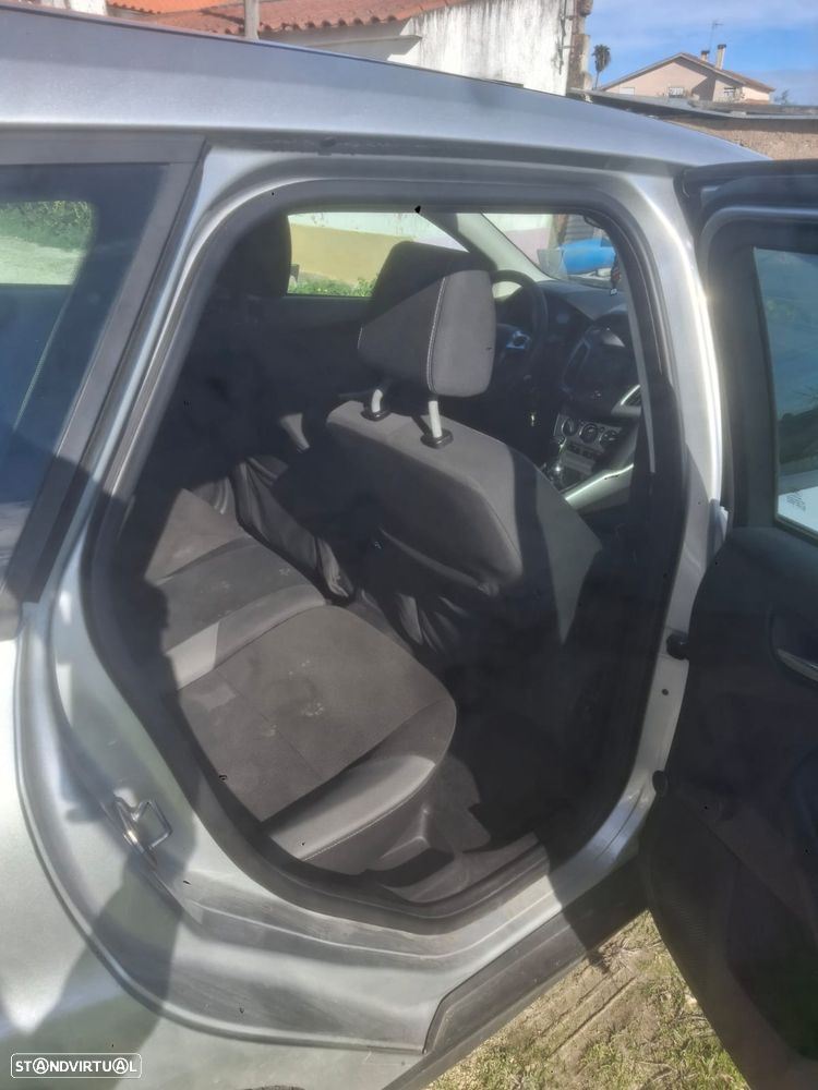 Ford Focus 1.6 TDCi Titanium Econetic SIP - 4