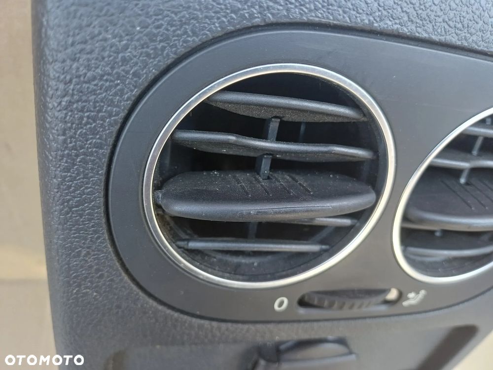 Golf V Plus VI plus uwchwyt na kubek panel nawiewu tył 5M0819203F 5M0862533D 5M0863289 - 11
