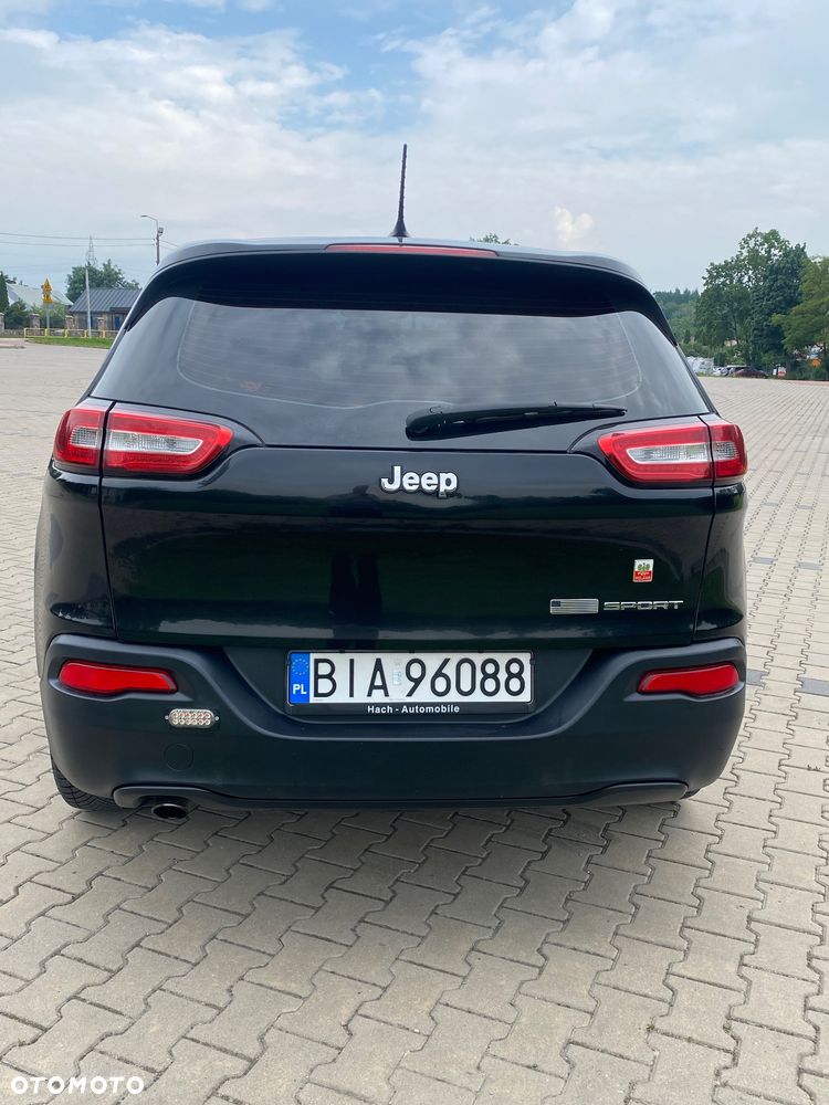Jeep Cherokee - 2