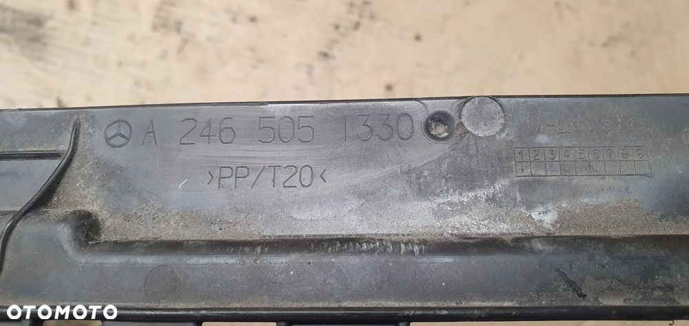 Kierownica powietrza Mercedes B-Klasa W246 A2465051330 - 5