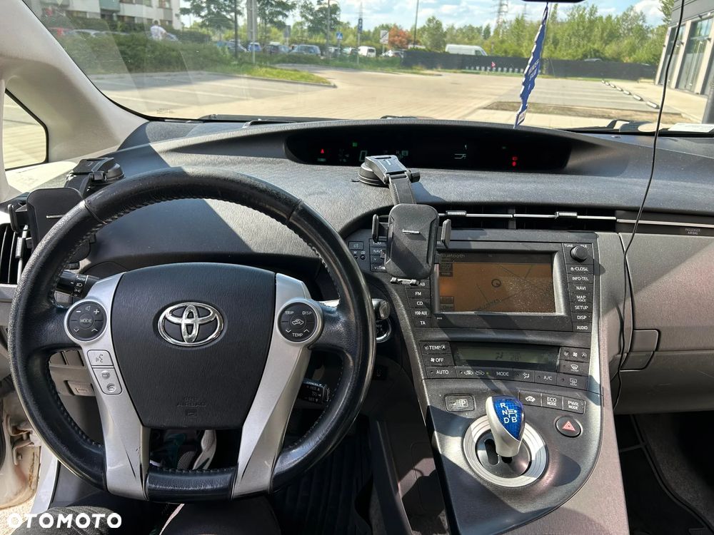 Toyota Prius 1.8 Hybrid Premium - 5
