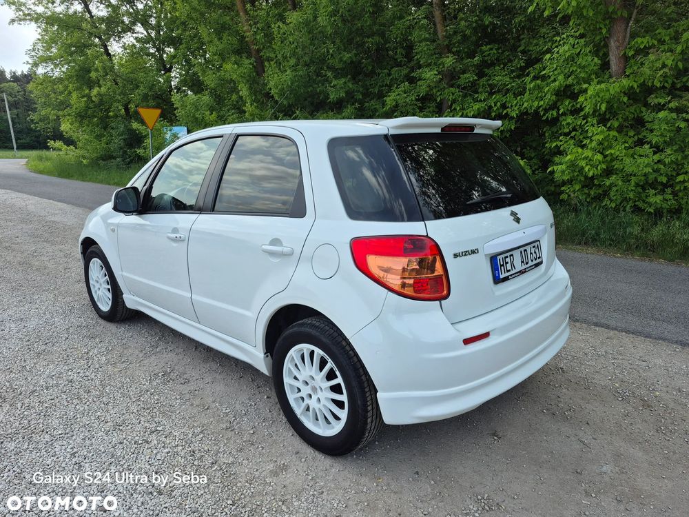 Suzuki SX4 - 8