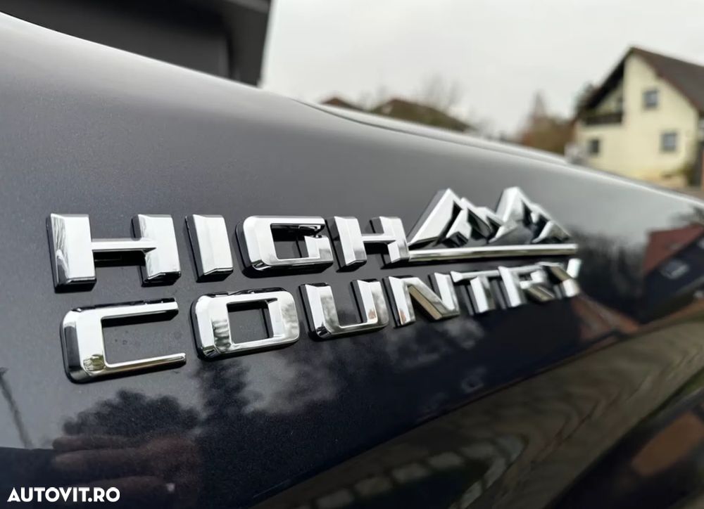 Chevrolet Silverado - 32