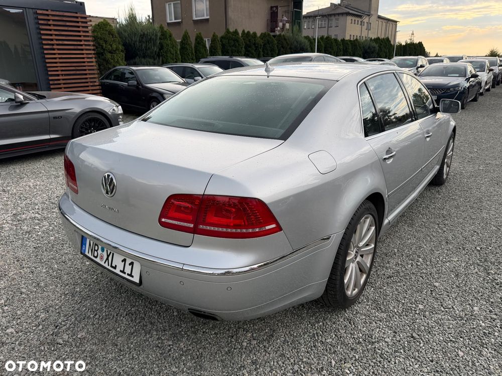 Volkswagen Phaeton 4.2 V8 4MOTION Automatik (5 Sitzer) - 7