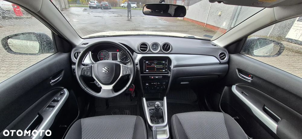Suzuki Vitara 1.6 Premium 2WD - 11