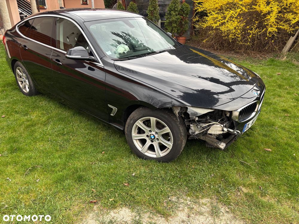 BMW 3GT 320d Sport Line - 12