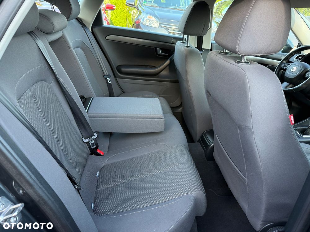Seat Exeo 2.0 TDI DPF Style - 18