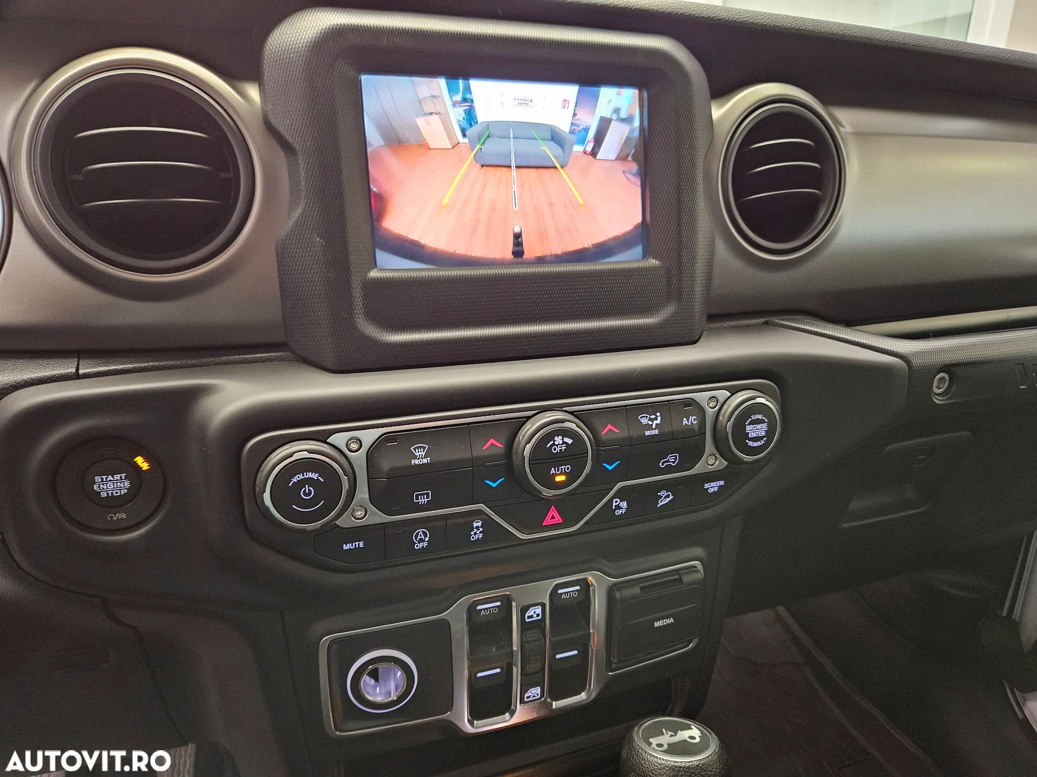Jeep Wrangler Unlimited 2.2 CRDi AWD Automatik Sport - 13