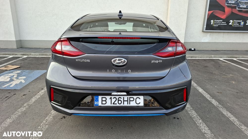 Hyundai IONIQ - 5