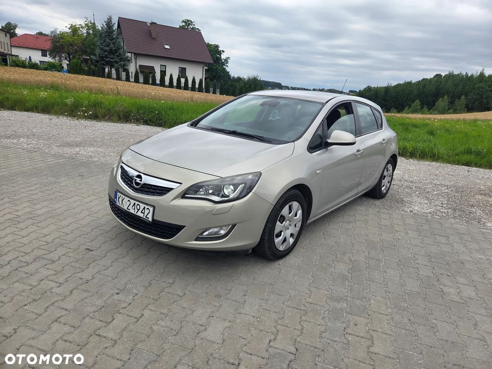 Opel Astra - 3
