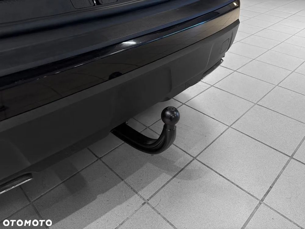 Peugeot 3008 1.6 PureTech HYbrid4 GT Line S&S EAT8 - 29