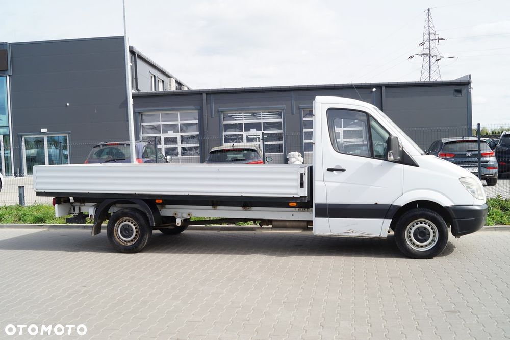 Mercedes-Benz Sprinter - 9